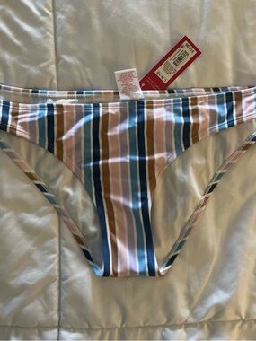 Xhilaration Colorblock Cheeky Bikini Bottoms in Pink and Blue